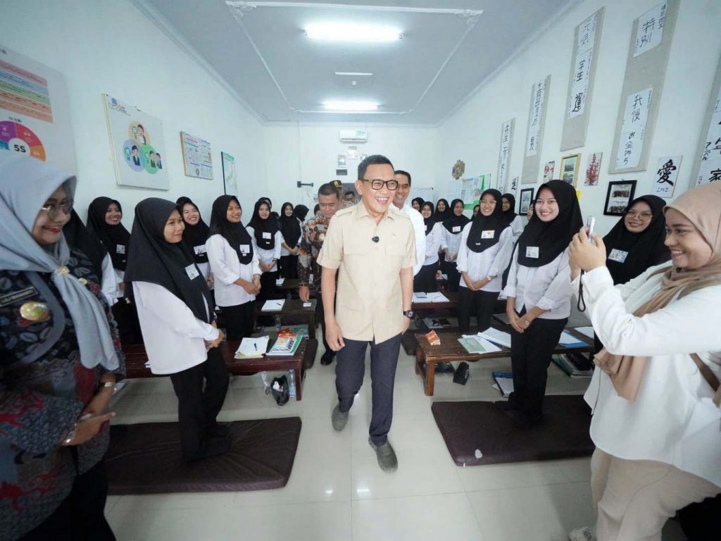 Indonesia warns workers about cheap labour in Japan