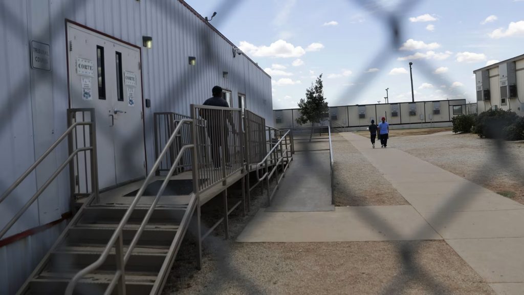 Migrant family courthouse arrest lawsuit
