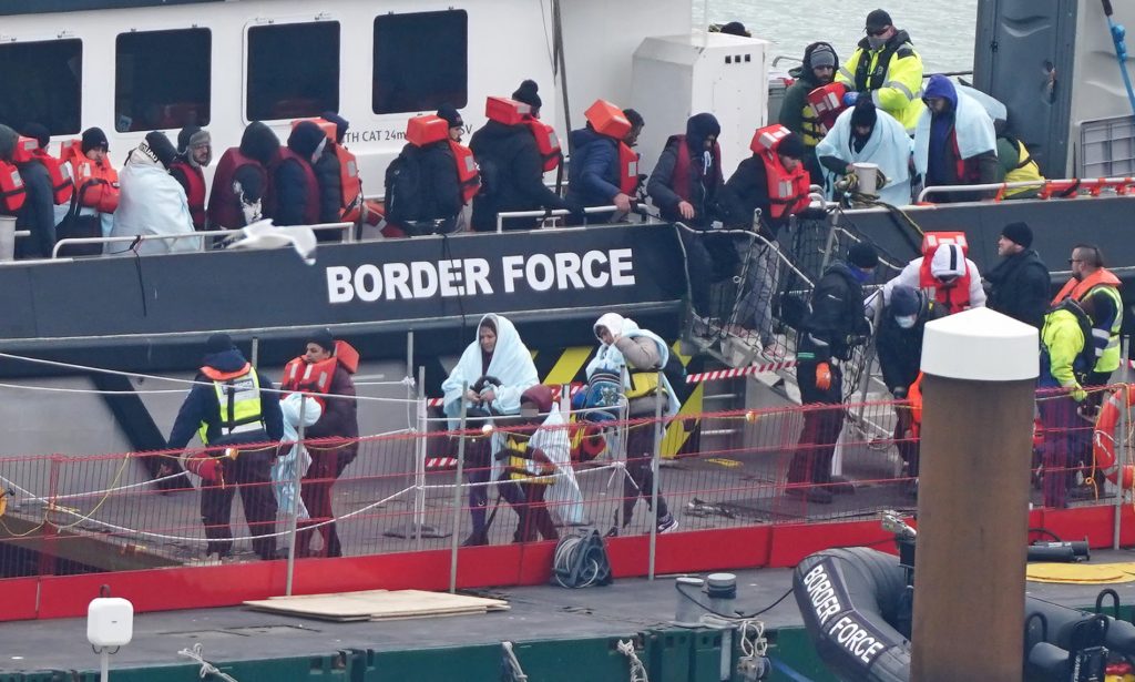 Royal Navy to stop migrant boats