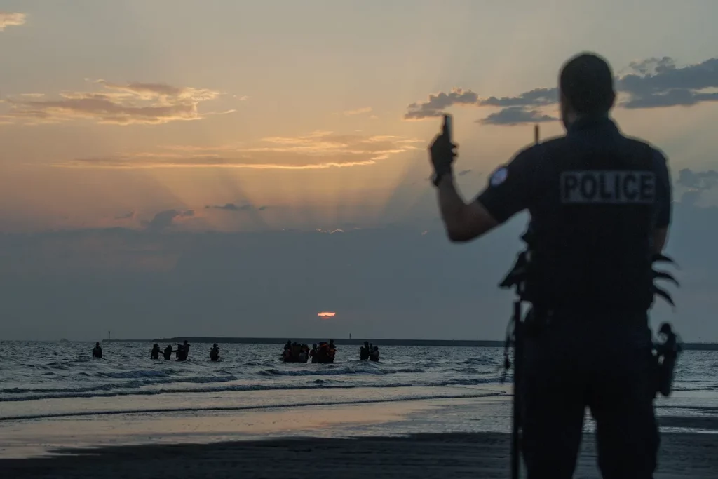 UK migrant smuggling crackdown