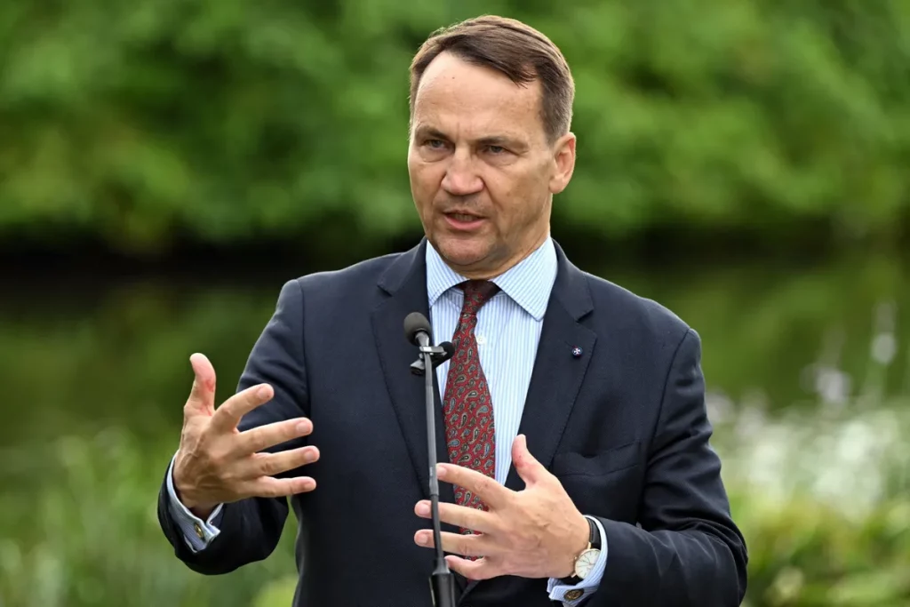 Poland seeks China migrant crisis