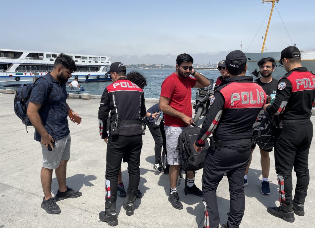 Turkey crackdown on illegal migration