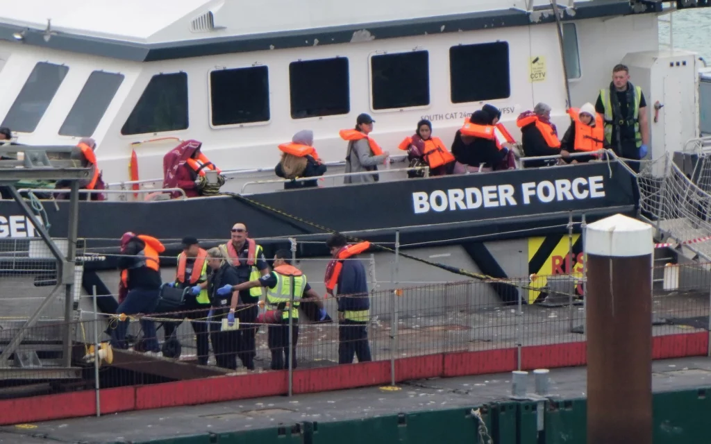 UK France migrant returns deal