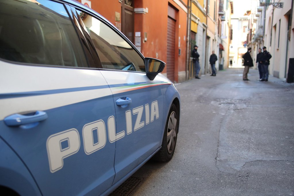 Italy Probes 25 People for Fraud Scheme That Sold Fake Migrant Permits Italy migrant permit fraud