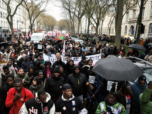 Protest in Paris After Migrant Worker Dies in Police Custody Paris protest over migrant death in custody