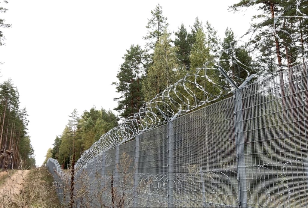 German Citizen Arrested in Latvia Over Suspected Migrant Smuggling Near Belarus Border German arrested for migrant smuggling in Latvia