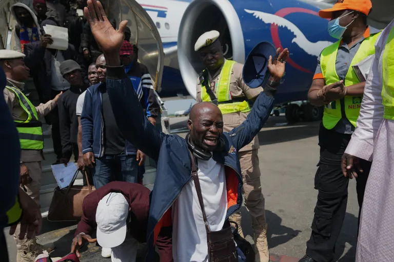 Fleeing Migrants Leave Labour Gaps in South Africa’s Struggling Economy Migrant labour South Africa